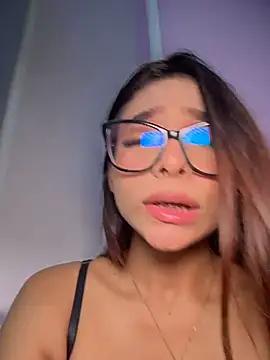 Amira_cute2