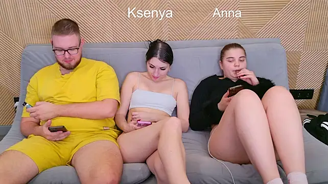 Ksenny - threesome sex + creampie
