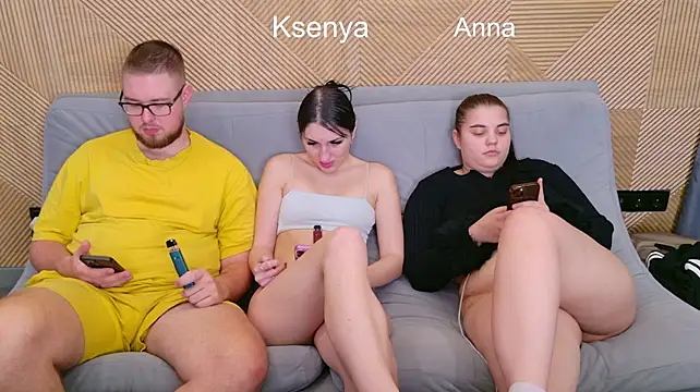 Ksenny - threesome sex + creampie