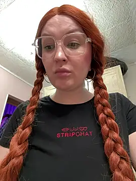Teya_moon_ - Full naked and play with boobs