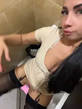 CrazzyChicks - Fuck ass with finger/put plug/walk wth💎