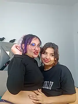 Liily_Foxxy - spanking Foxxy's butt