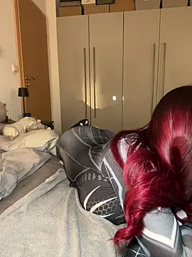 OliviaaFischer - Finger oiled pussy 5 min +3 Videos