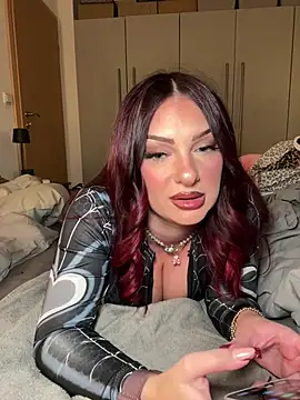 OliviaaFischer - Finger oiled pussy 5 min +3 Videos
