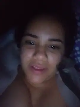 NahomyEvans - Suck my tits