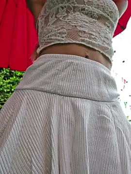 Pretty_roxxyy - Oil on your TITS 💦🍒