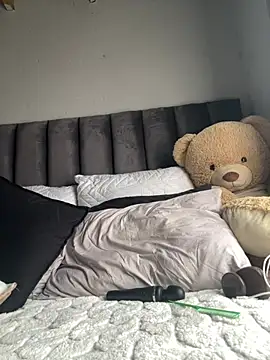 LuciousLips96 - Last tipper request anything