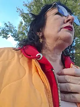 LaliaMia - 2 fingers in ass