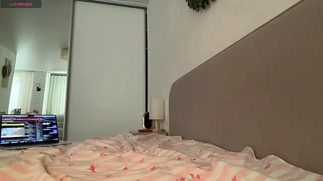 Art_Katty - Doggy and slaps ass x5