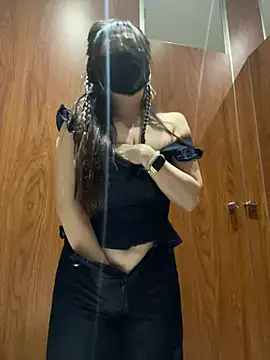 Xiao-mo520 - 美导老师下班兼，咖啡厅偷玩小粉，刺激，超敏感体质，完成目标脱内衣5分钟，不分场合