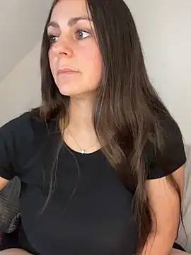 Loella-Rose - Singletip 32tk for a Surprise in DM 🎁
