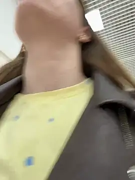 FReyja_44 - Saliva on nipples