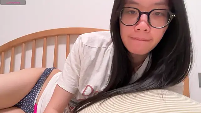 Nooneknowspoppy - 5 minutes toy control for last tipper