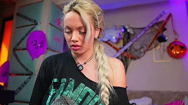 SabrinaJade - DeepThroat