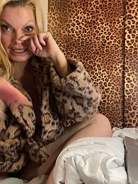 DivaVonTease - Showertime