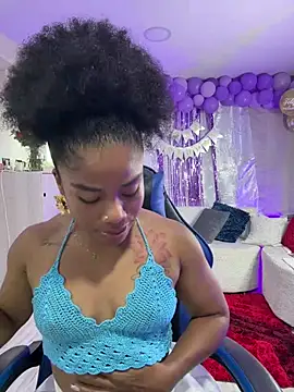 SilvannaFitt - Pinch nipples + squeeze boobs