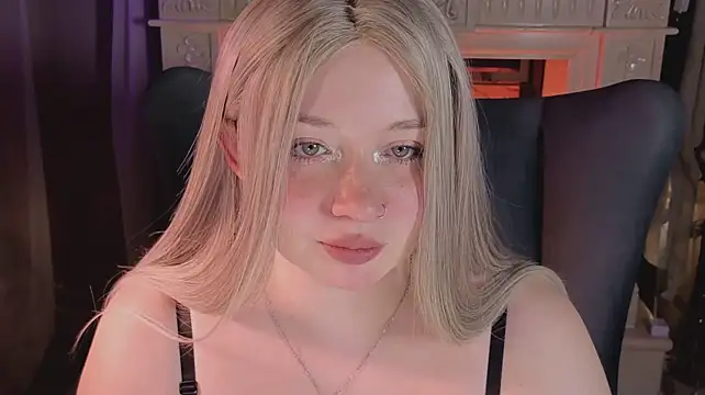 Carolina_elf - oil ass