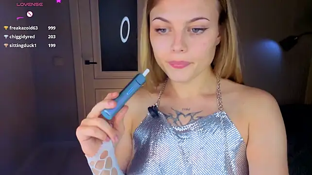 JessicaaWhite - flirt with tits