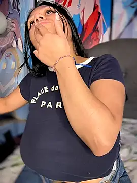 Im_Little - suck on breasts 💦😏