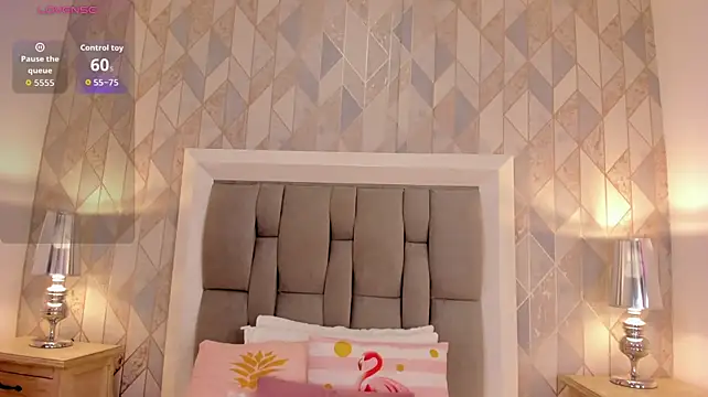Zharia_lux_25