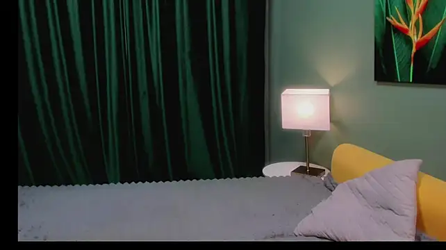 MilaGlowww - hot striptease