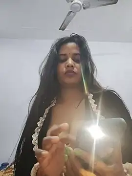Cute_radhikaa - 200000