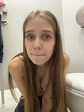 CutieShy - OFF BRA+rub pussy OPEN DOOR 20s --WC MAN
