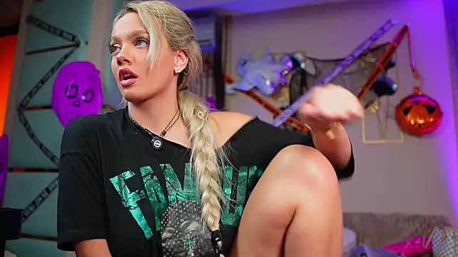 SabrinaJade - DeepThroat