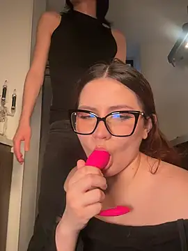 Daphne_and_Roger_ - Fuck her hard against the table