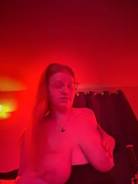 Aidowned - FULL PUSSY BLAST BY HER FULL CREAM VIDEO