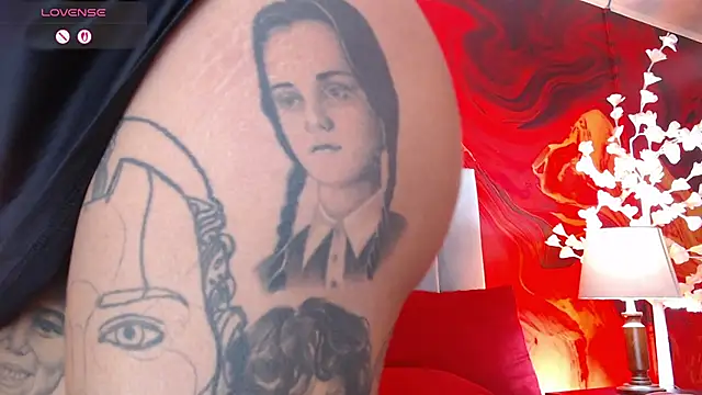 Tattoo_baby666 - totally naked