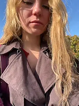 -stray-cat- - grab my tits and press them hard