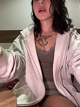RosieDesire - Ask stranger trace sneaky my boob in caf