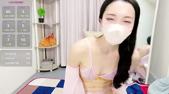 Aya-chan - あやと運動の時間✨ヨガのポーズ30秒したまま声がまんする🔥