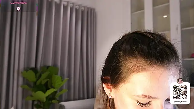 GeorginaDudleyx - Flash my butt
