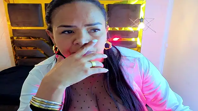 MiaaVelvett - Fuck my boobs and suck