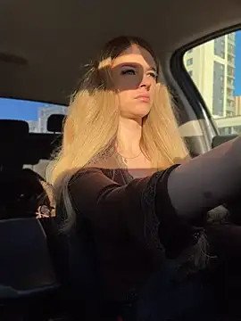 Love_Bri - Make my pussy fucking very wet