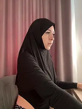 LynaFrost - TAKE OFF BODI + PANTIES