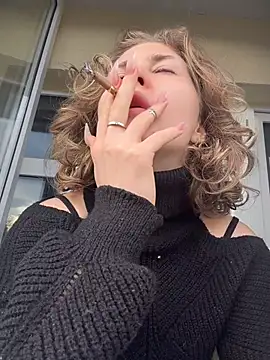 KellyKeler - Show my SWEET ASS+spank ASS mmm🍑
