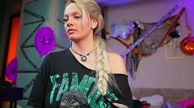 SabrinaJade - DeepThroat