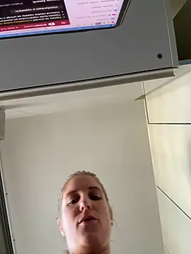 Jennifer11772 - Squirt+vid for you