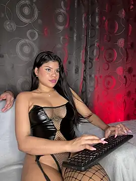 MiaSkylar