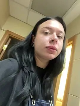 AlishaOfThorns - RIDE THE DILDO