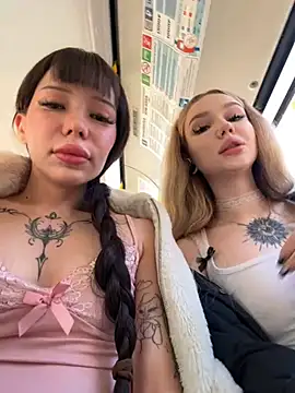 Babydolll - SOPHIE MASSAGE TITS ZOE IN FULLY BUS🚌