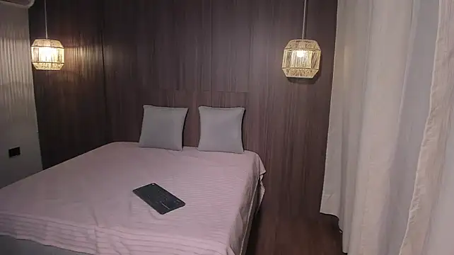 Ana_beckett - PLAY WITH MY PUSSY JUICY CLOSE💦