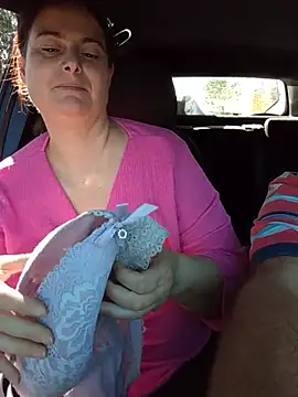 Marchigiana - TITS OUT IN PUBLIC LT WIN VIDEO