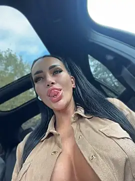 SinwithJessy - Drive me crazy while i drive my car 😆