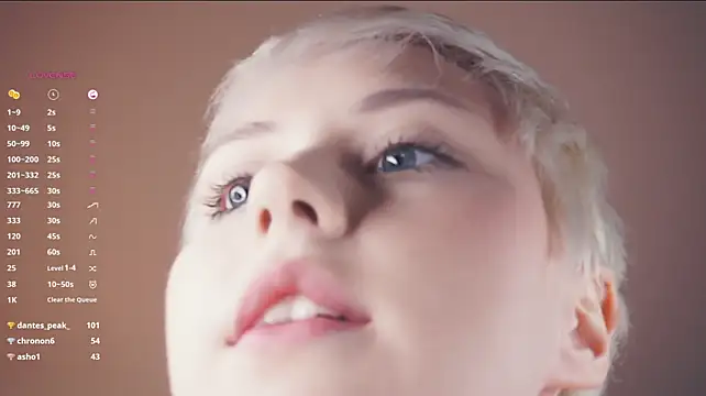 HattieSkay - Suck 2 fingers