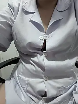 Ariana-Vy - Lush and vibrant Domi in the vagina ❤️‍