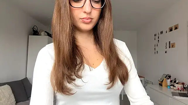 ConchitaRa - take off my bra and stay only in top